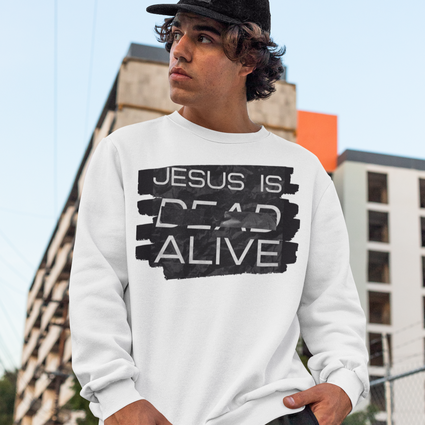 Christian Crewneck | Jesus Is Alive | Unisex
